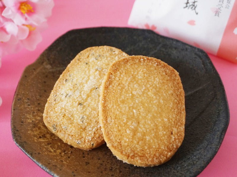 日進堂 小桜城中身