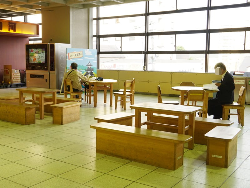 新白河駅休憩所
