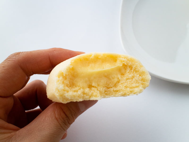 御用邸の月の断面