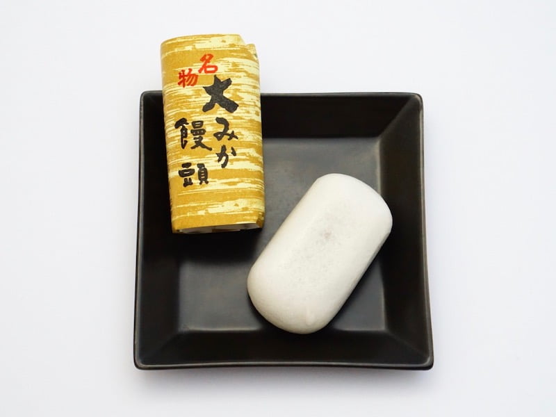 大みか饅頭　お皿に乗せたところ