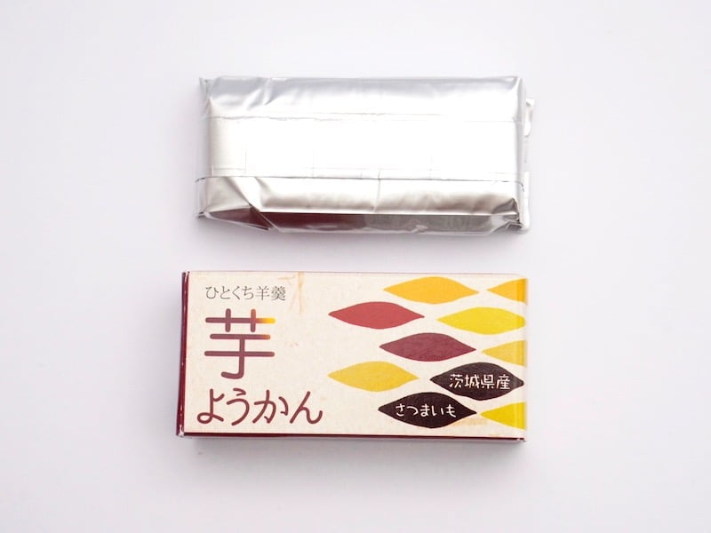 あさ川　ひとくち芋ようかん　小箱から出したところ