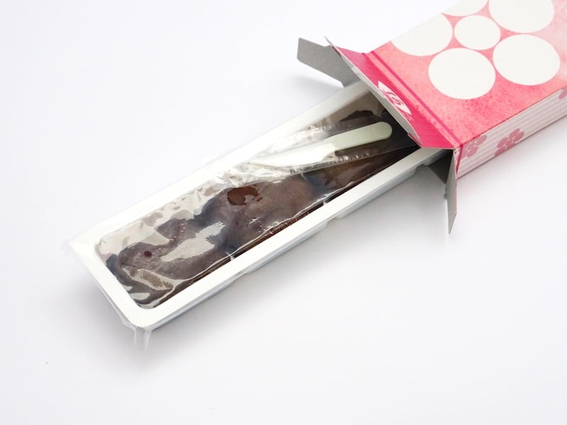 あさ川 水戸の梅 箱から出した様子