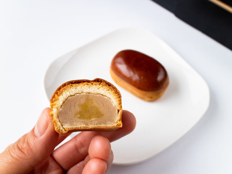 湖月堂 栗饅頭の断面