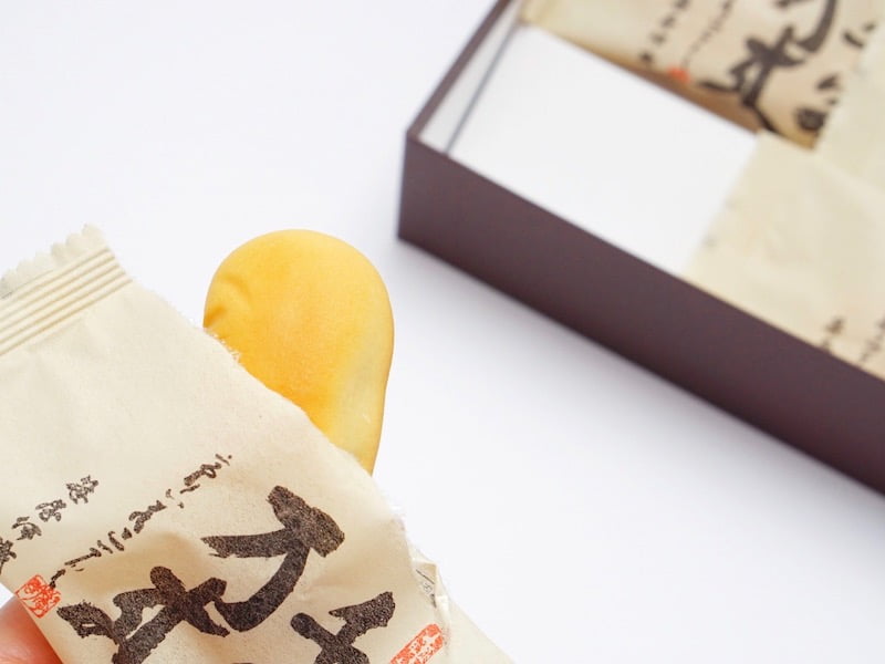 笹屋伊織 千客万来 個包装から出したところ