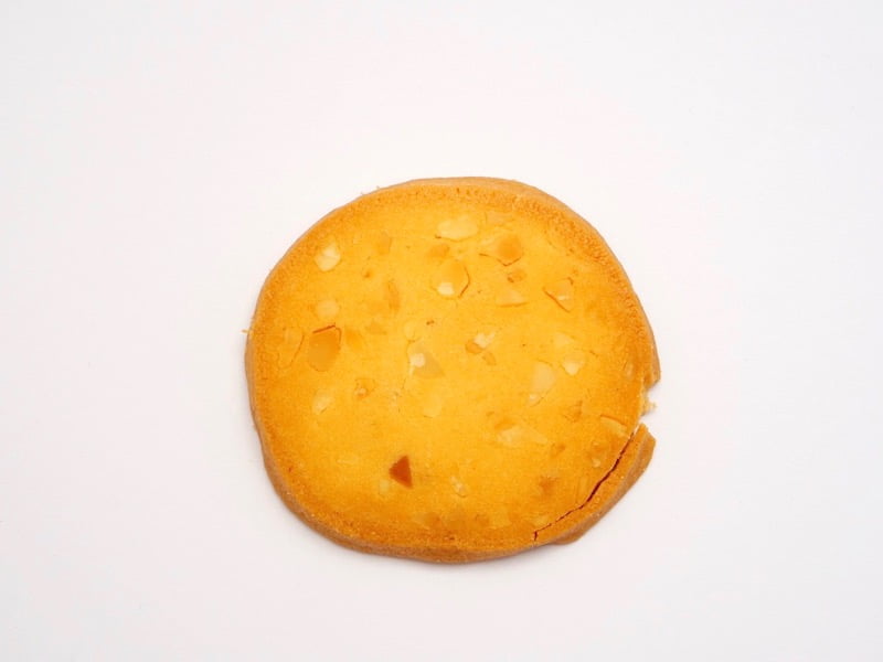 銀座ウエスト　ドライケーキ　マカダミアン