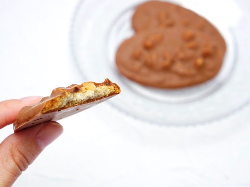 ヴィタメール マカダミア・ショコラ(ミルク) サブレの様子