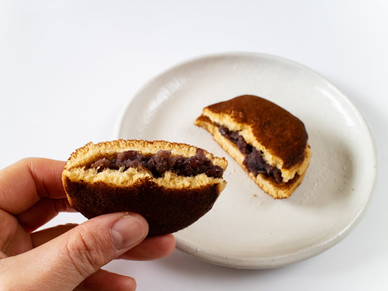 巌邑堂・どらやきの断面