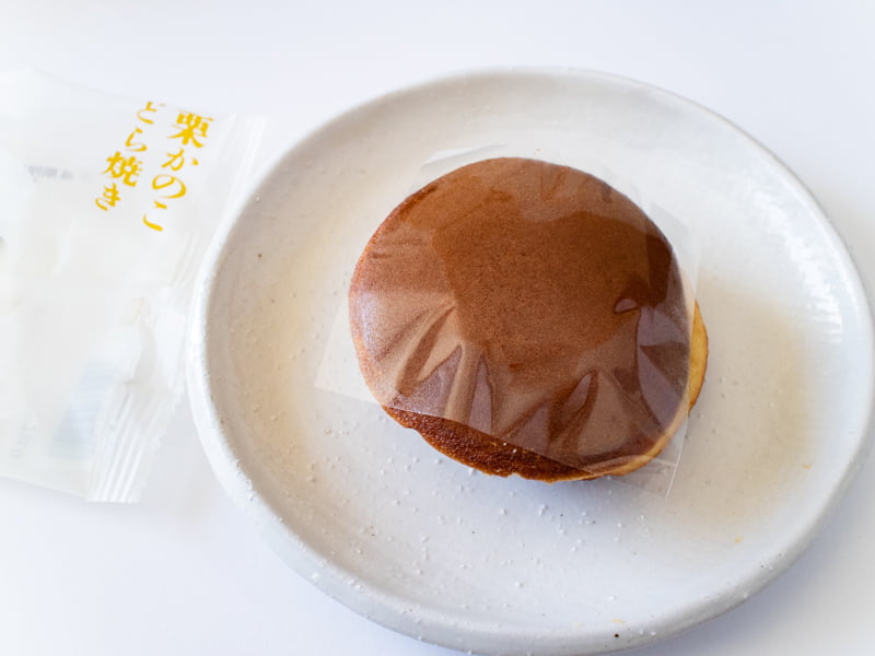 小布施堂 栗かのこどら焼き 出したところ