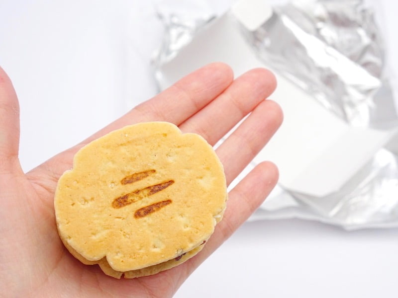 ちもと 与五郎 忍 手に乗せたところ