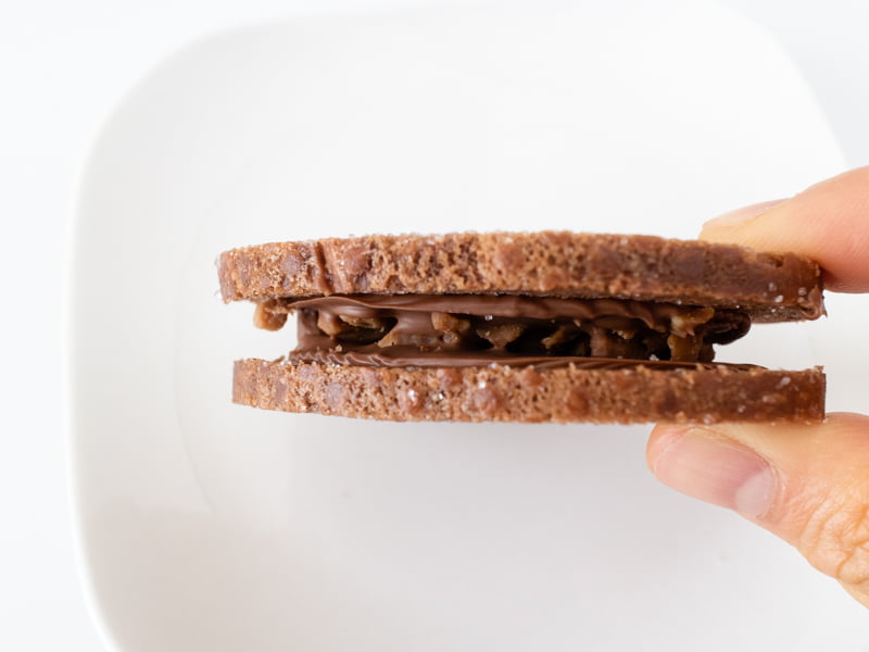 ハラダ グーテ・デ・レーヌ キャラメルショコラの厚み