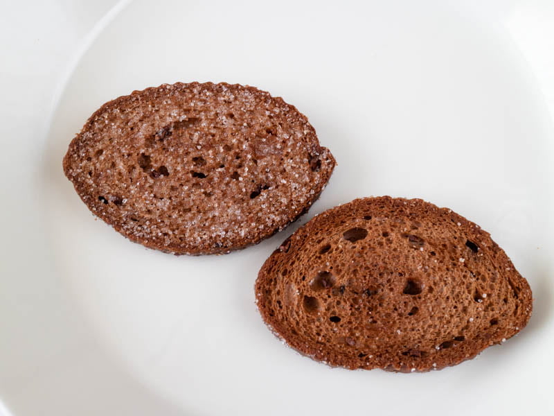 グーテ・デ・ロワ カカオの表面