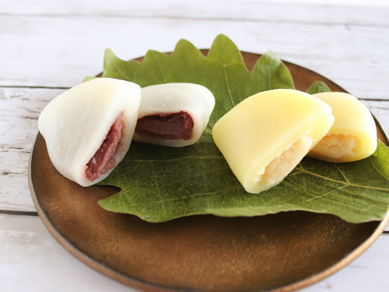 六花亭かしわ餅　切ったところ