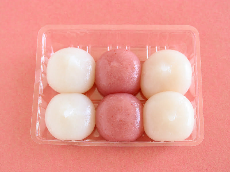 六花亭梅見餅　中身