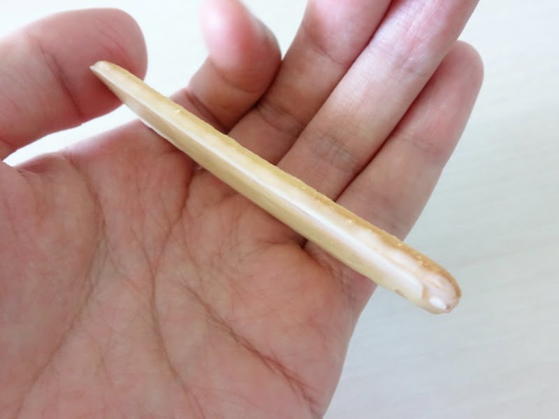 ロイズバトンクッキー フロマージュ味 コーティング部分