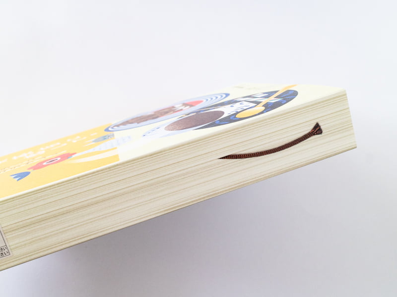 喫茶店に恋して。ティラミスショコラサンド箱の側面