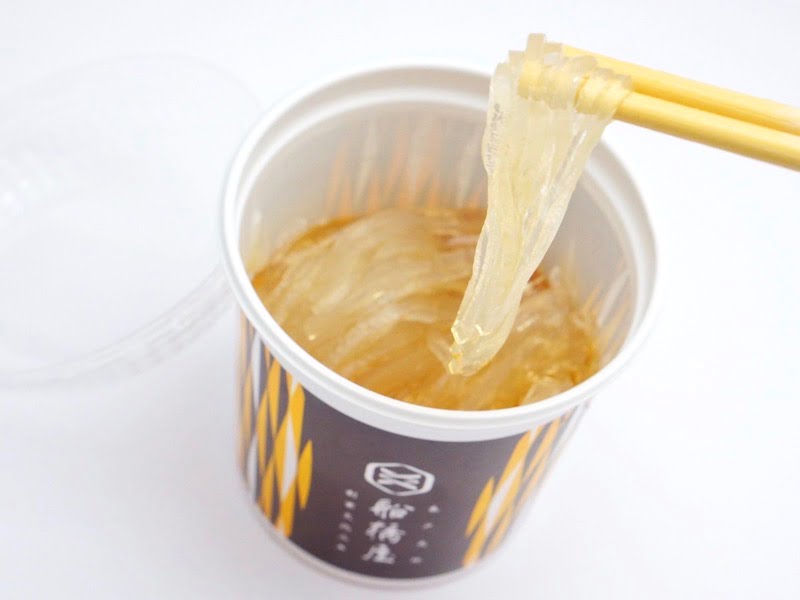 船橋屋 ところてん 酢醤油をかけた状態