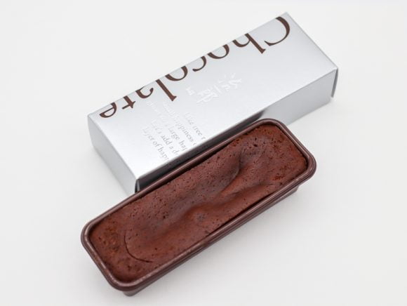 治一郎のガトーショコラ(チョコレート)のパッケージと中身