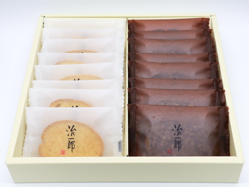 治一郎のラスク開封写真