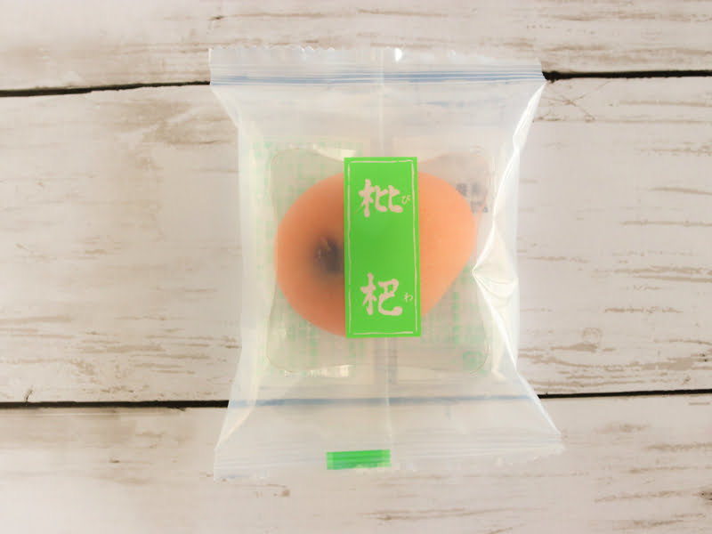 六花亭　枇杷　外装