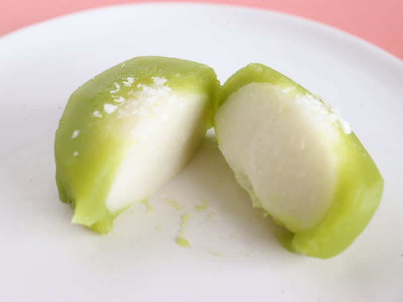 六花亭 早苗餅　半分