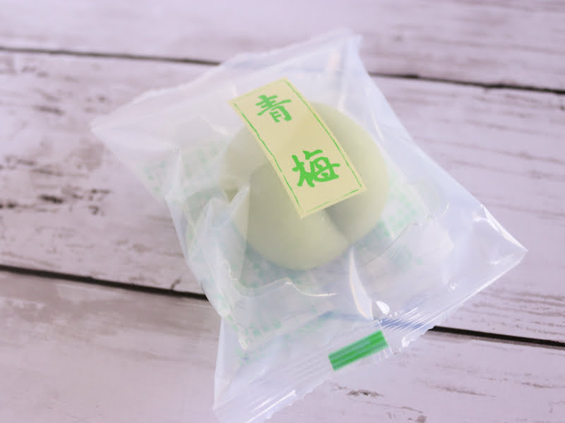 六花亭 青梅　外装ななめ