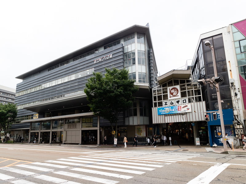 近江町市場の入口