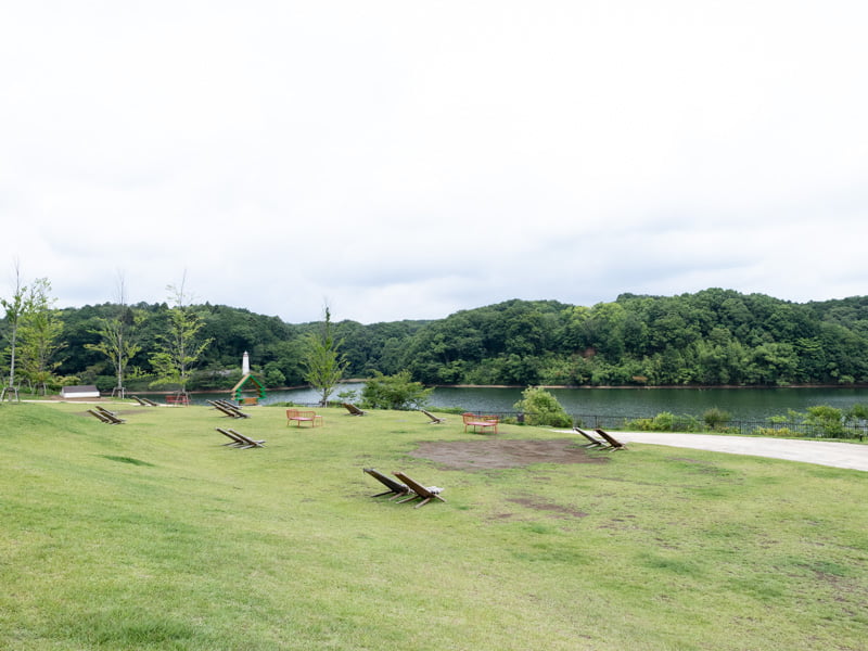 飯能・メッツァビレッジの芝生広場