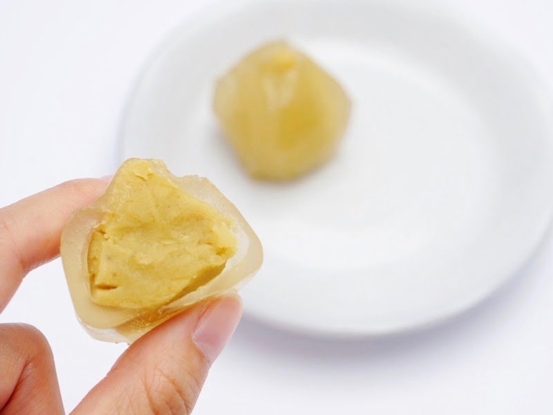 松月堂　栗包　断面