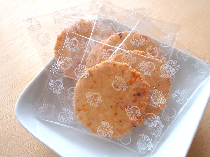 亀屋本店のタコせんべいの中身2
