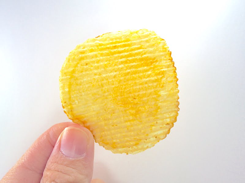 海と太陽のレモンしおレモンチップの中身2
