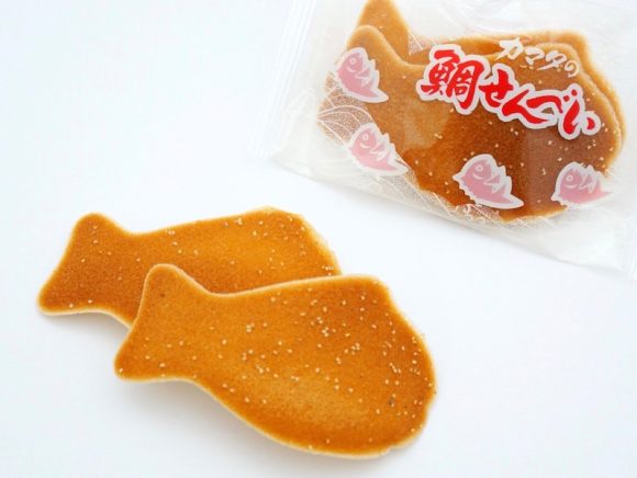 房総銘菓 カマタの鯛せんべい 中身(拡大)