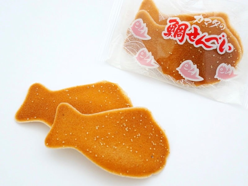 房総銘菓 カマタの鯛せんべい 中身(拡大)