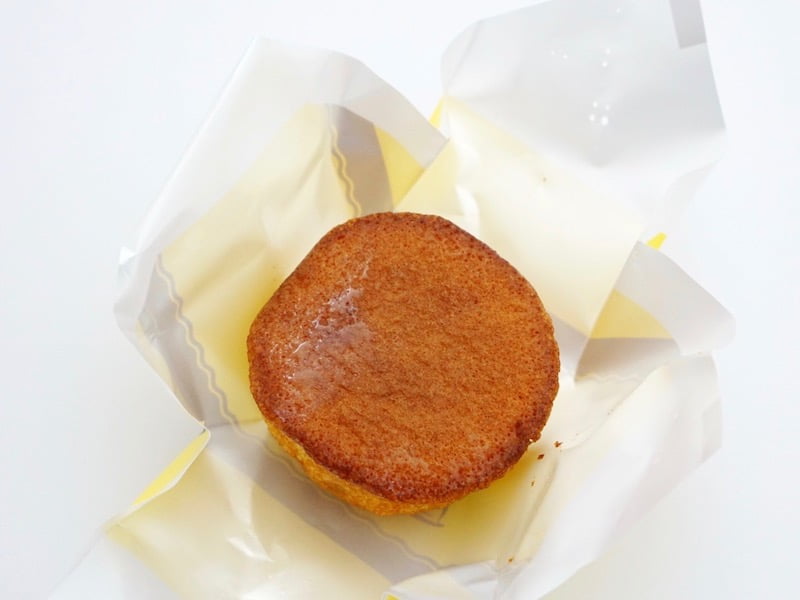マックスコーヒーシフォンケーキ 包みを開いたところ