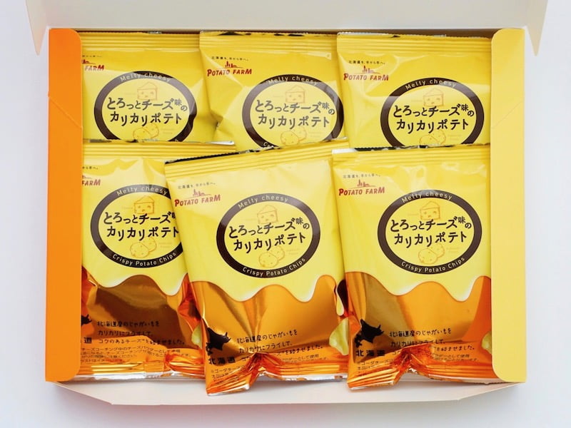 ポテトファーム とろっとチーズ味のカリカリポテト 中身(全体)