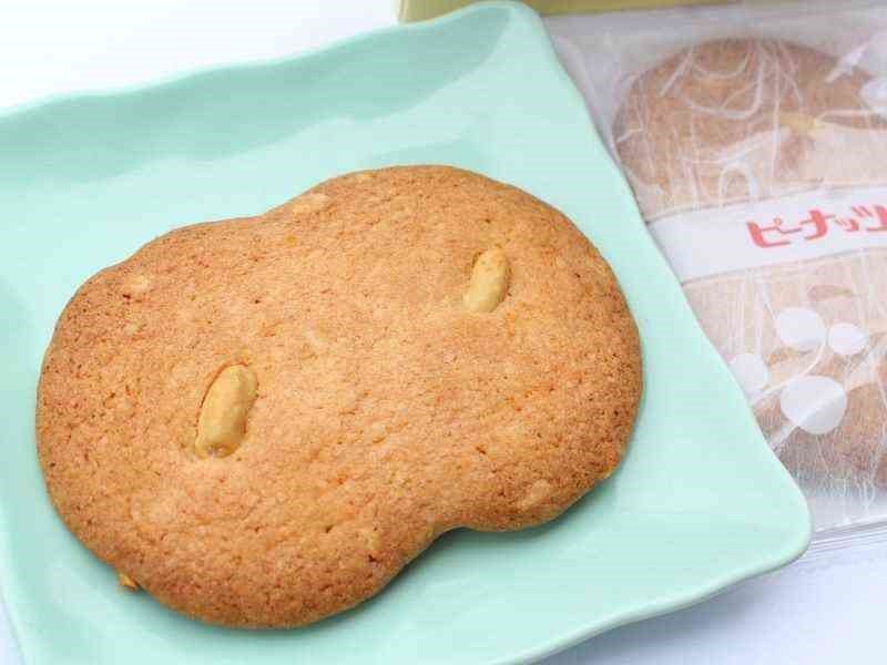とみい　ピーナッツサブレー　中身　見た目