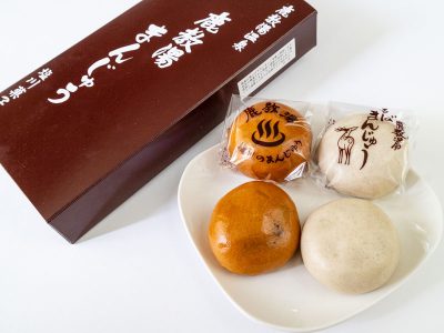 塩川菓子舗 鹿教湯まんじゅう