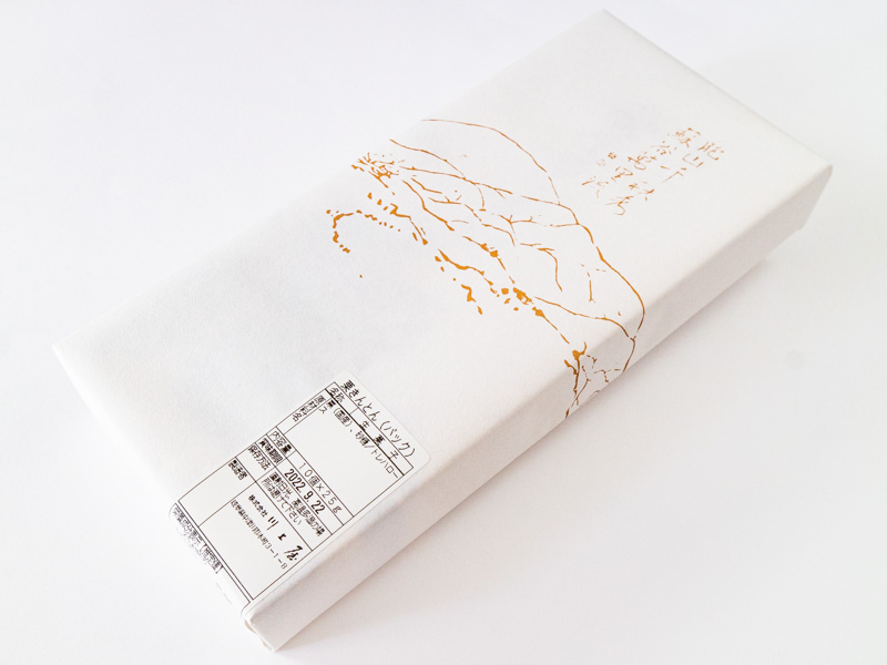 川上屋 栗きんとん外装