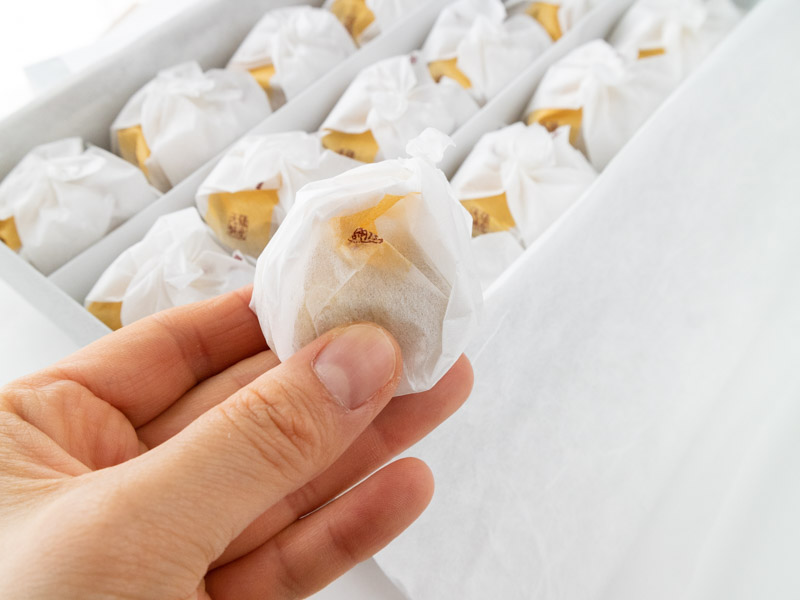 緑屋老舗 栗金飩の個包装