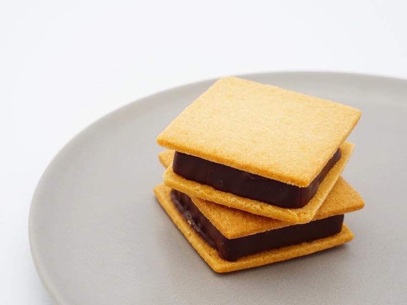 山奥チョコレート日和 生チョコサンド 側面