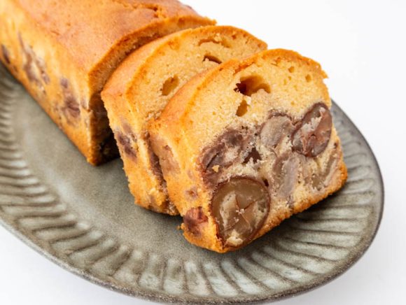 足立音衛門 栗のテリーヌカットしたところ