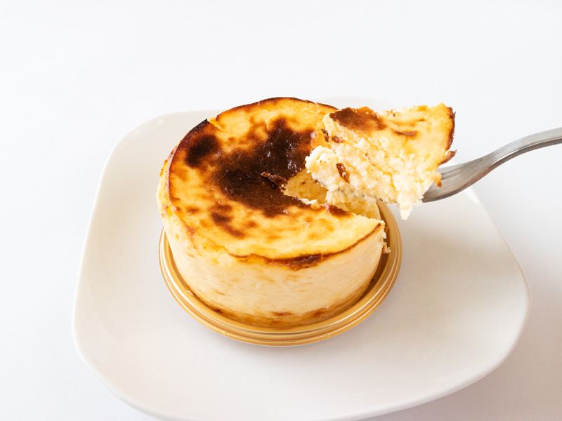 マヨルカ バスクチーズケーキすくったところ