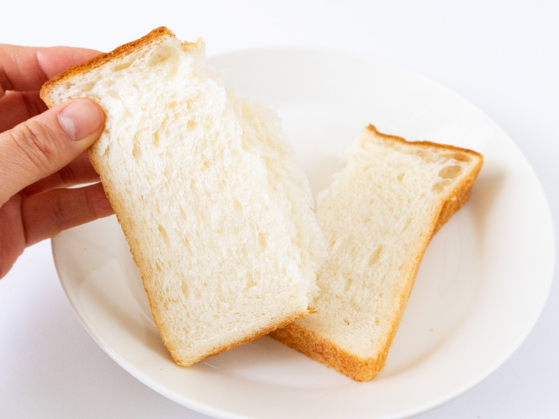 マヨルカ はちみつ食パン断面