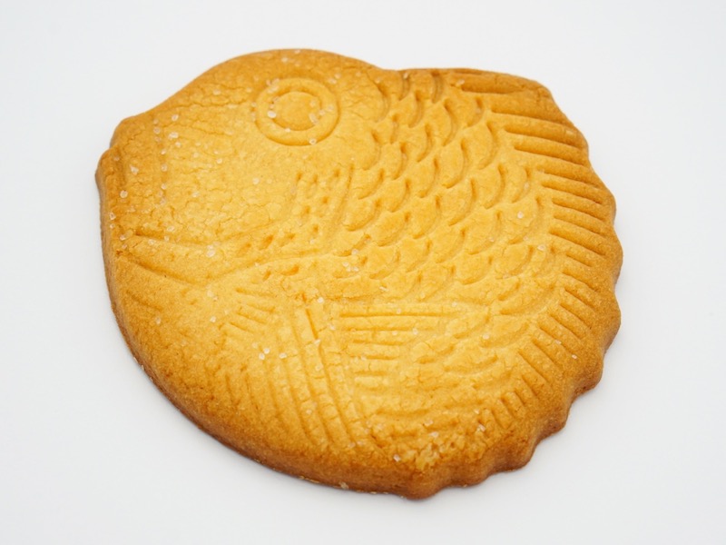 最上屋 かしわざき鯛サブレ うろこの様子