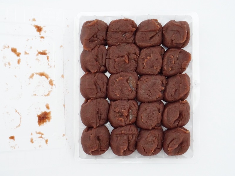 金沢百万石あんころ パックを開封したところ