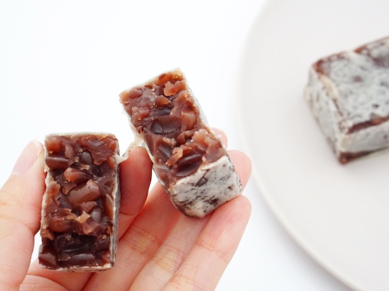 徳田盛華堂 百万石大名きんつば 手で割ったところ