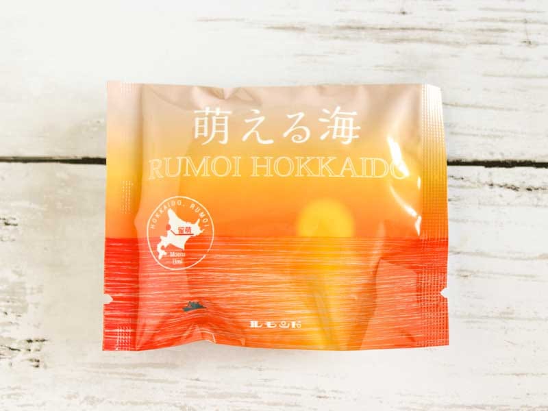 萌える海　外装