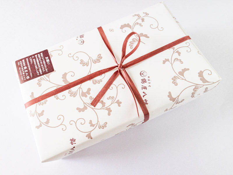 鶴屋八幡 どら焼き 舞鶴 外装