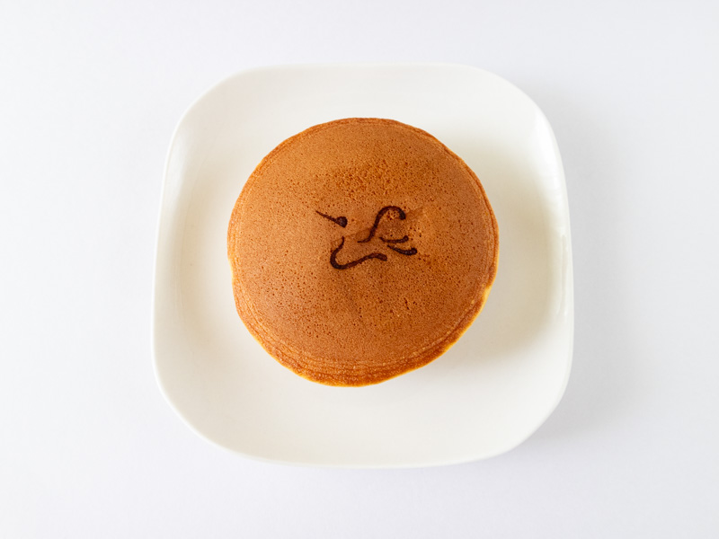 鶴屋八幡 どら焼き 舞鶴 焼き印