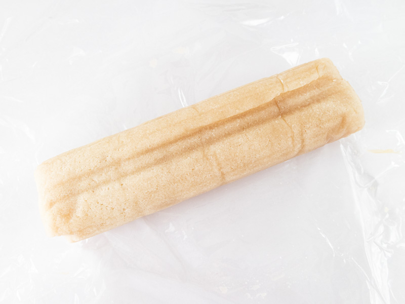 俵屋吉富 白雲龍 包装の中身