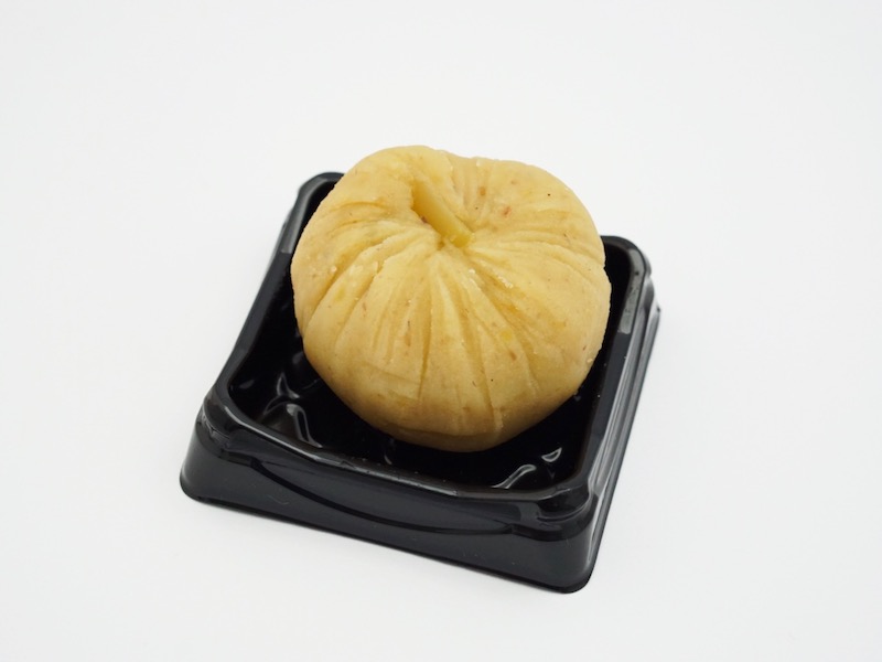 和栗や 純栗きんとん 個包装を開封したところ